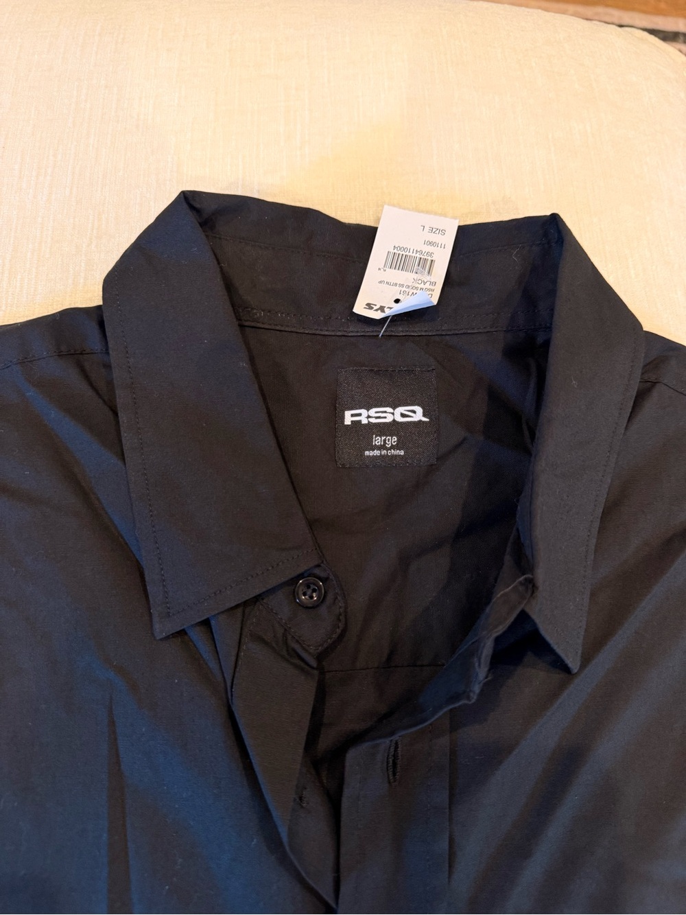RSQ Men's Black Collared Button-Down Shirt